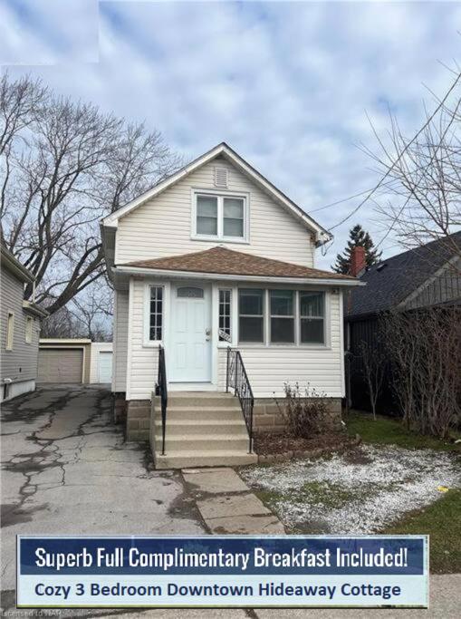 Cozy 3 Bedroom Downtown Cottage With Complimentary Breakfast Delivered Daily To The Rental Niagara Falls Exterior photo